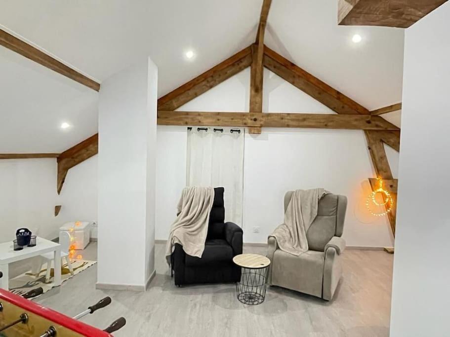 Superbe Appartement Avec Salle De Jeux Vaux-lès-Saint-Claude Kültér fotó